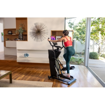Max Trainer Bowflex SEi 